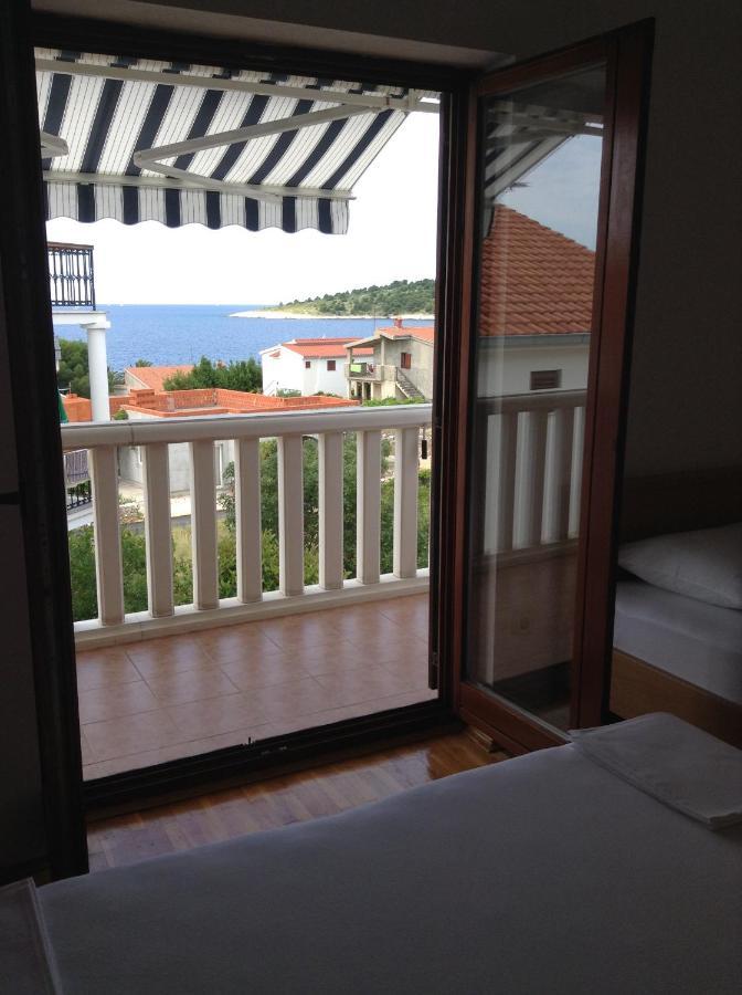 Apartmani Silence Rogoznica  Esterno foto