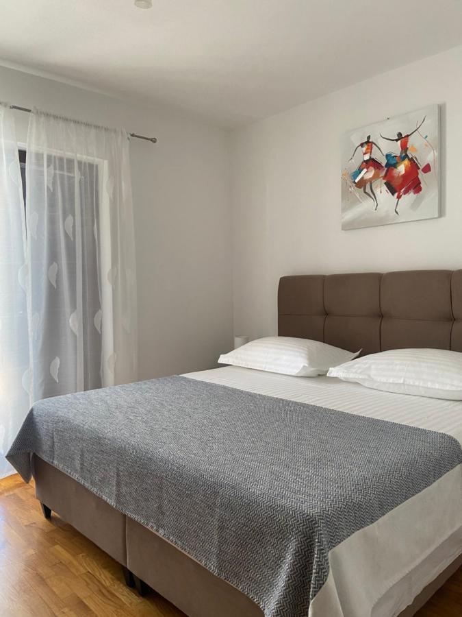 Apartmani Silence Rogoznica  Esterno foto